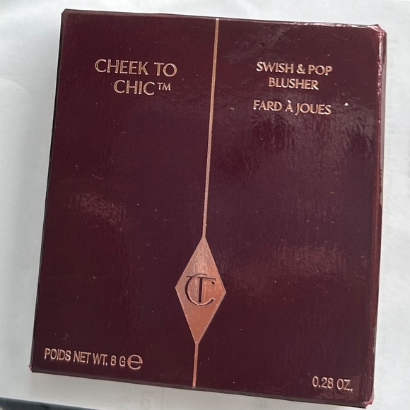 Charlotte Tilbury Cheek to Chic First Love - Picture 5 of 5